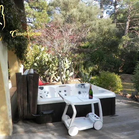 Tatil Evi Alzetu A 500m De La Mer De St Cyprien, Jacuzzi 4/6 Pers Keys Conciergerie In Corsica Lecci